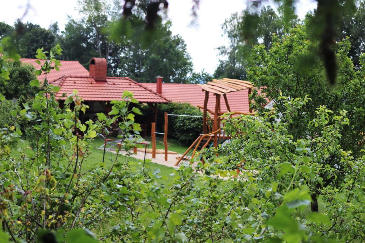 Hájenka hraběte Buquoye Kaplice Exterior foto